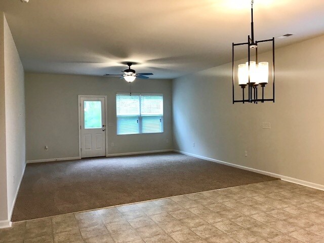Building Photo - 171 Long Leaf Pine Dr