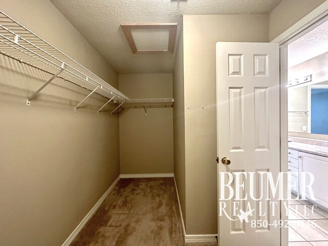 Building Photo - Charming 3br 2ba Home for Rent - Less than...