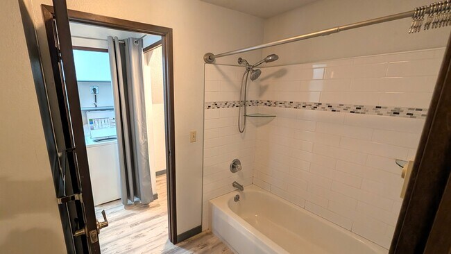 Building Photo - 6363 Harbor Sunset Pl