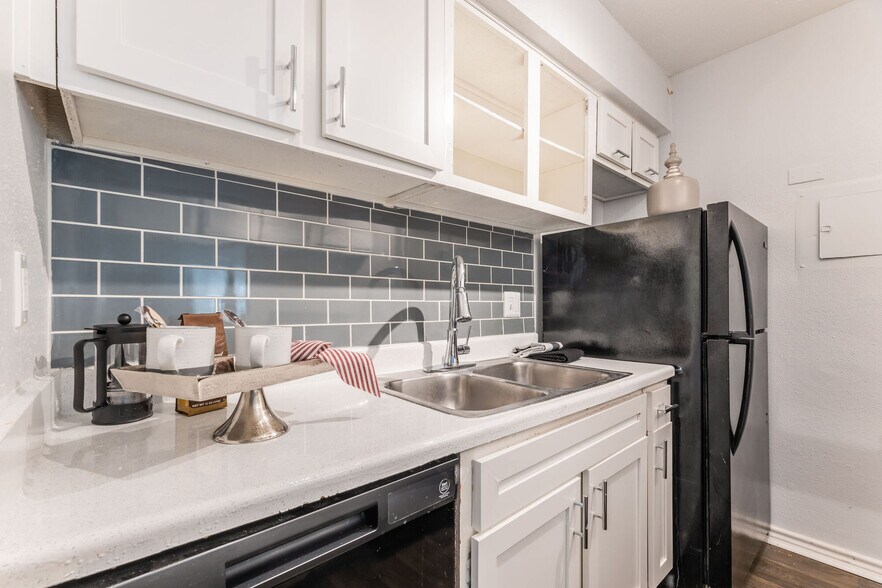 The Gates 8630 Easton Commons Houston TX 77095 Apartment Finder