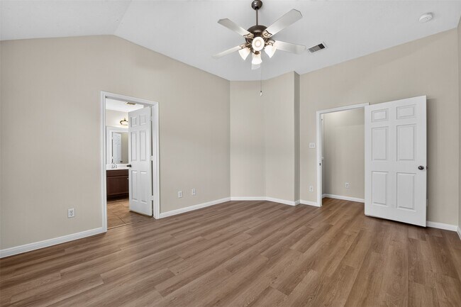 Building Photo - 11714 Bollinger Park Ct