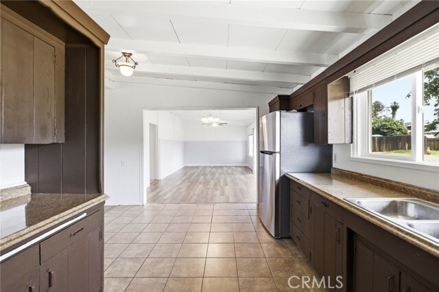 Building Photo - 40861 Whittier Ave