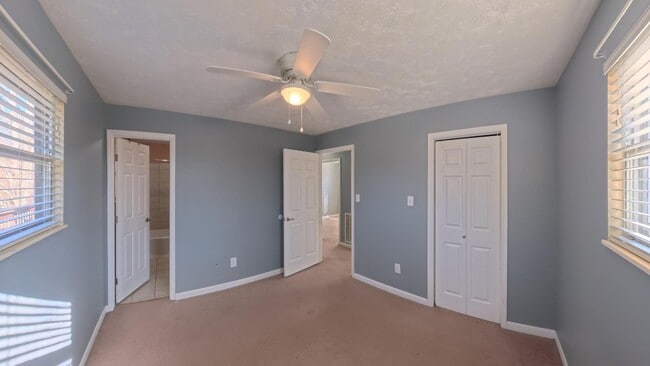 Building Photo - 3690 Nena Cir