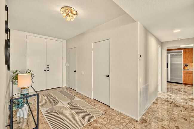 Building Photo - 1570 S La Verne Way