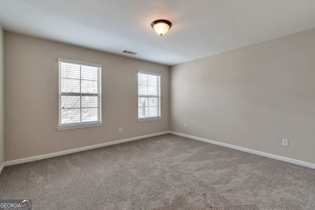 Building Photo - 1623 Trailview Way NE