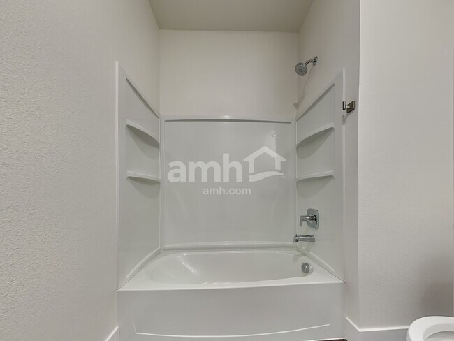 Building Photo - 3934 Wyedale Wy