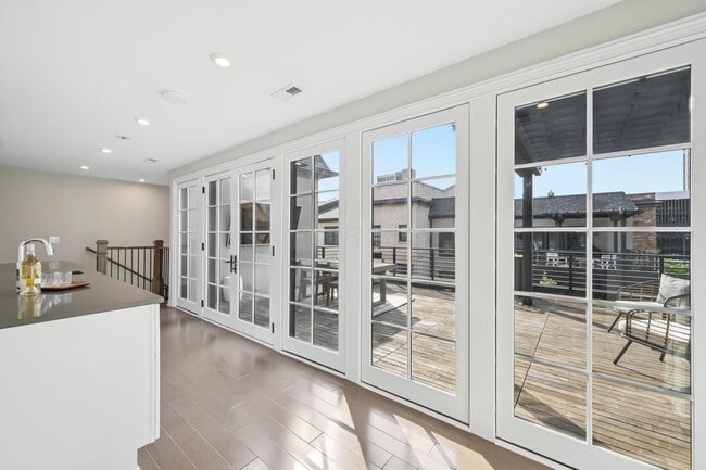 Building Photo - 100 Normandy Ave