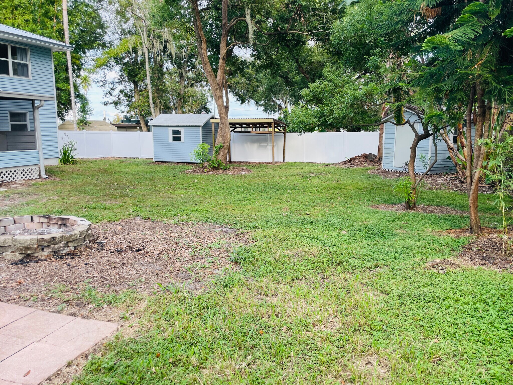 Building Photo - 939 E Bella Vista St