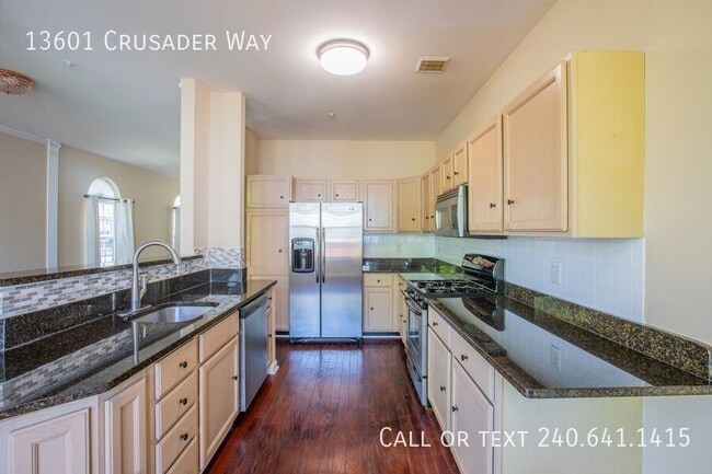 Building Photo - 13601 Crusader Way