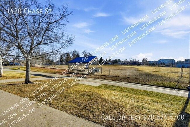 Building Photo - 1420 Chase St