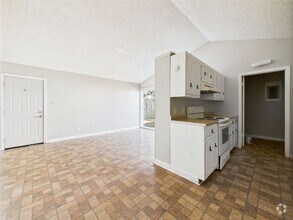 Building Photo - 513 Fox Run Ave