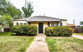 Building Photo - Budget Friendly, Great Space!