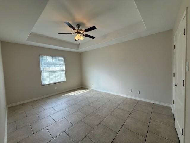 Building Photo - 2720 Camelot Dr