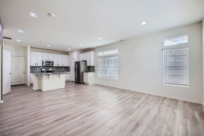 Building Photo - 6437 Crossdrum Point