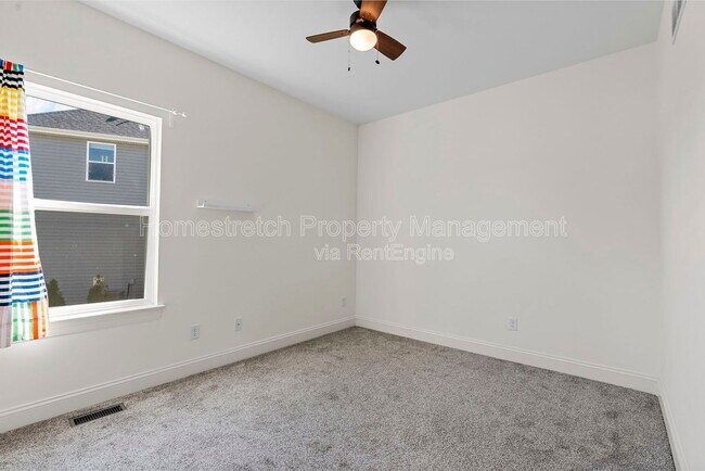Building Photo - 521 Upper Ridgepointe Ct
