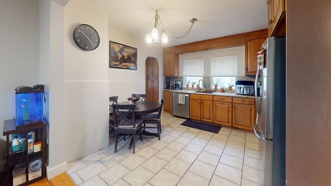 Building Photo - 35 Willis Ave