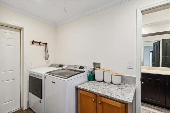 Building Photo - 5119 Old Cheney Hwy