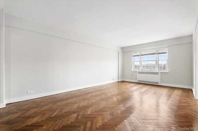 Building Photo - 45 Popham Rd