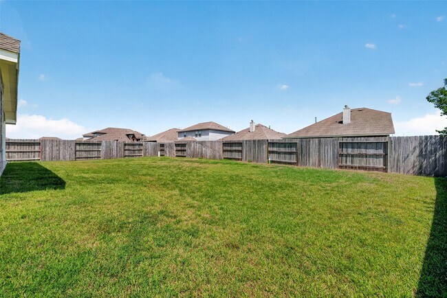 Building Photo - 4441 Jessamine Creek Trl