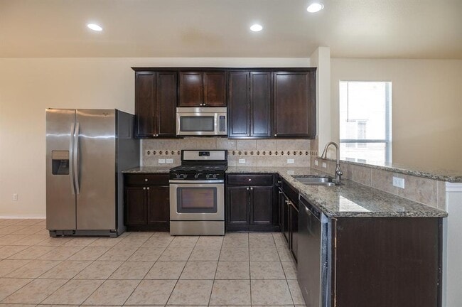 Building Photo - 333 Stella Gold Street