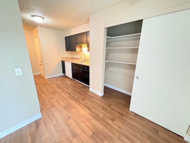 Building Photo - 17890 SW Alexander St