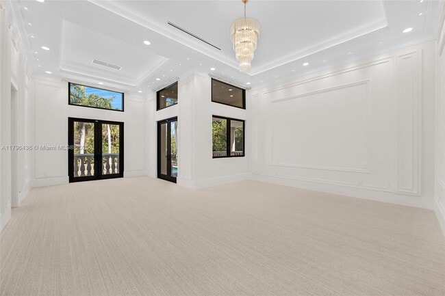 Building Photo - 8112 Los Pinos Cir