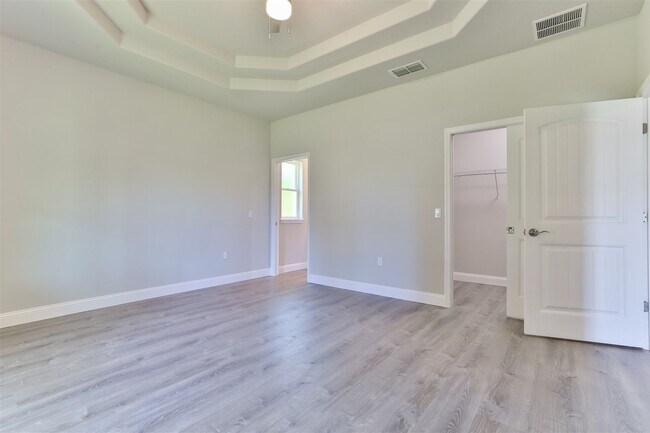 Building Photo - 44 Easterly Pl