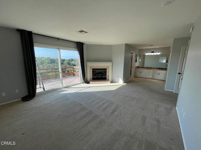 Building Photo - 735 Benson Way