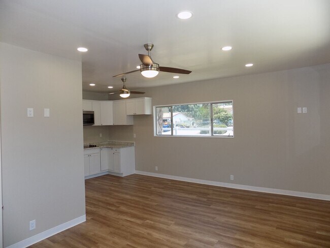 Building Photo - 13150 Julian Ave