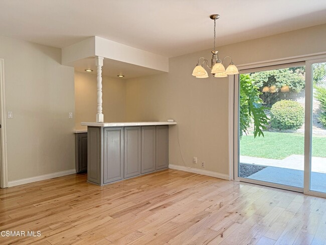 Building Photo - 2257 Hood Dr