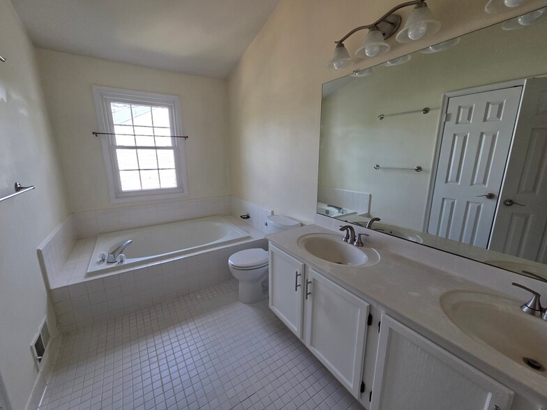 Master Bathroom, Double Vanity - 7039 Chesley Search Way