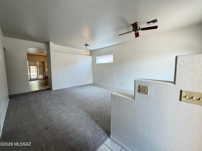 Building Photo - 8852 E Desert Verbena Pl
