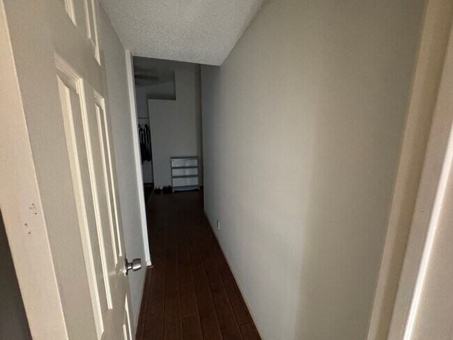 Building Photo - 2510 San Gabriel St