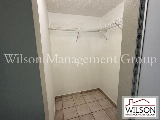 Building Photo - 4863 Walden Cir