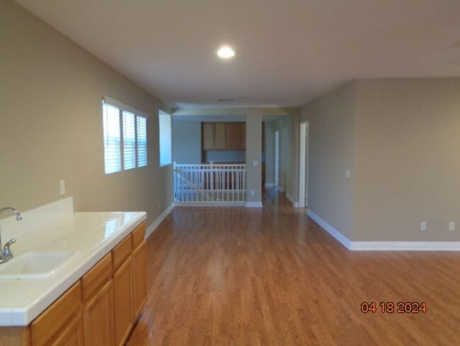 Building Photo - Large West Lancaster 2 Story Built in 2004 with 3638 sq. ft.