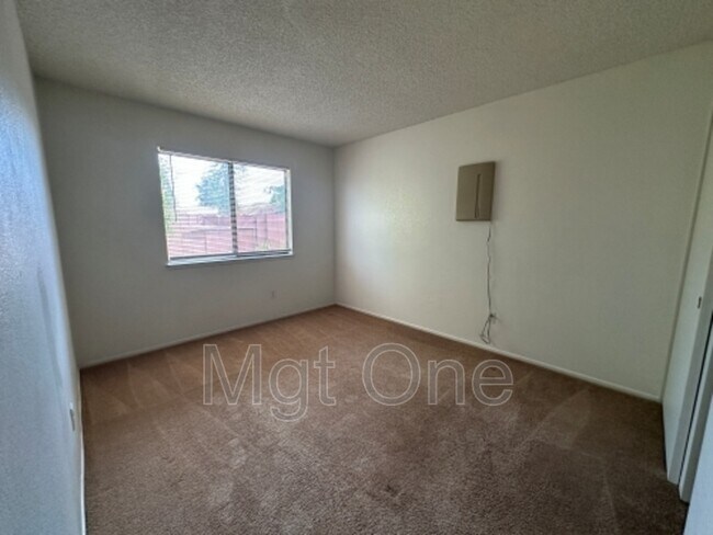 Building Photo - 27788 Cloud Dance Ct
