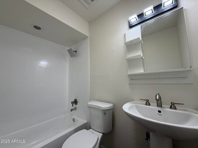 Building Photo - 1955 E Del Sur Dr