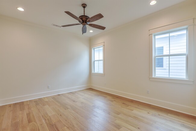 Building Photo - 4425 Grace Pk Trl