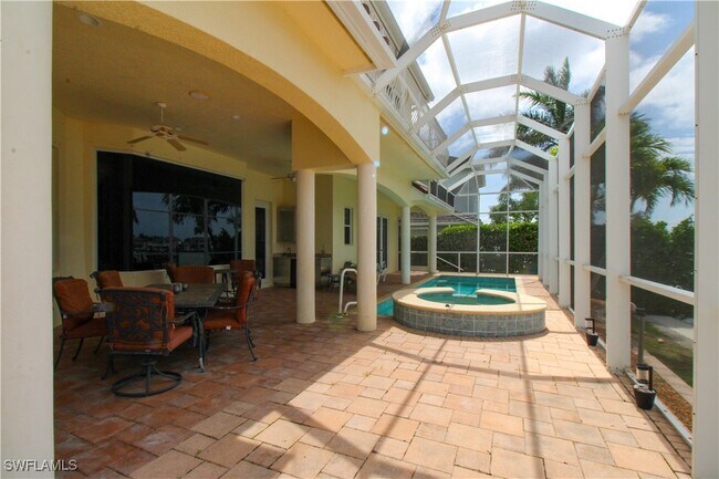 Building Photo - 481 Maunder Ct