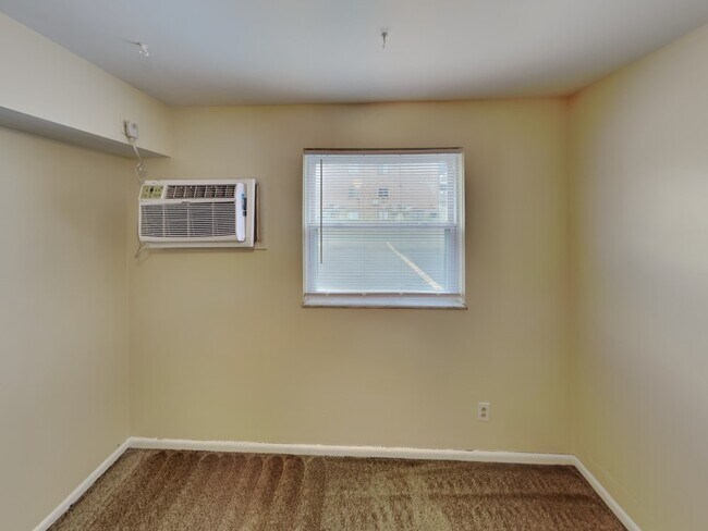Building Photo - 31 Chittenden Ave