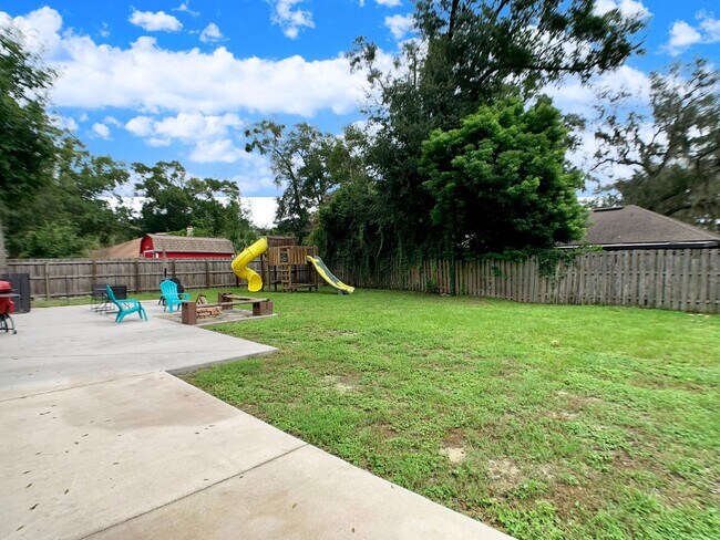 Building Photo - 3149 Lakeside Villa Rd