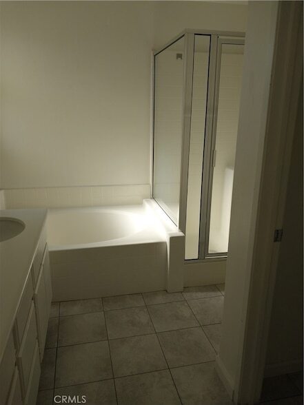 Building Photo - 935 Redtail Dr