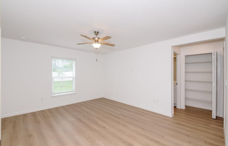 Building Photo - 249 Bird of Paradise Dr