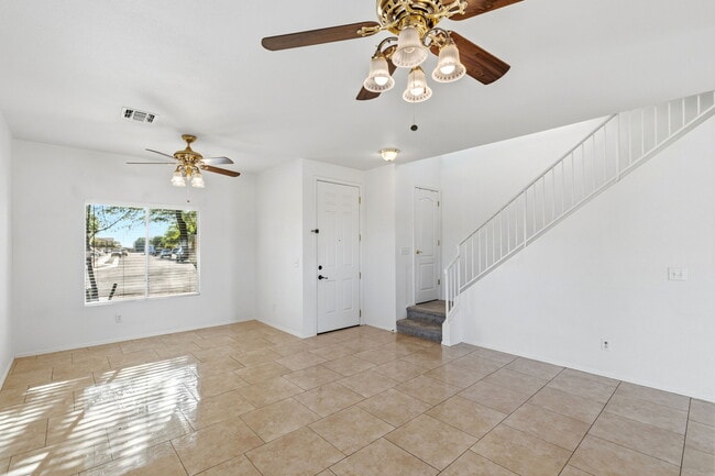 Building Photo - 4821 E Twinflower Pl