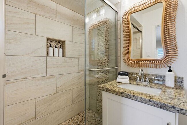 Building Photo - Scottsdale Oasis Ready for July move-in!