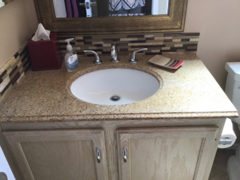 Building Photo - 15007 W Heritage Dr