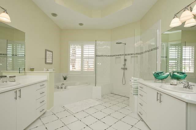 Building Photo - 5534 46th Ct W