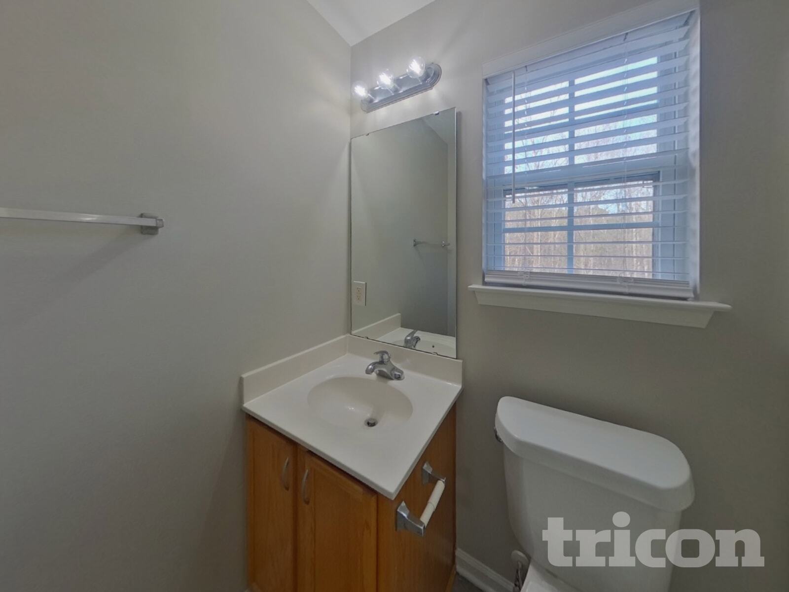 Building Photo - 6250 Dumont Ln