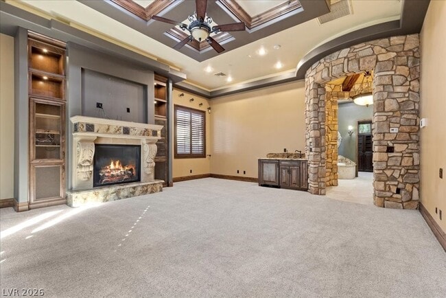 Building Photo - 514 Mandalay Ct