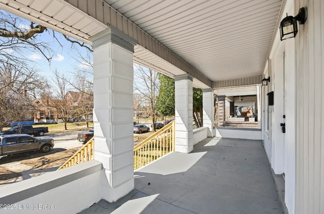 Building Photo - HISTORIC CHARM! Renovated 4 Bedroom, 3 Bat...